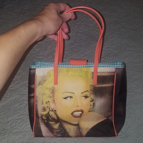 Guess Handbag - Picture 1 of 6